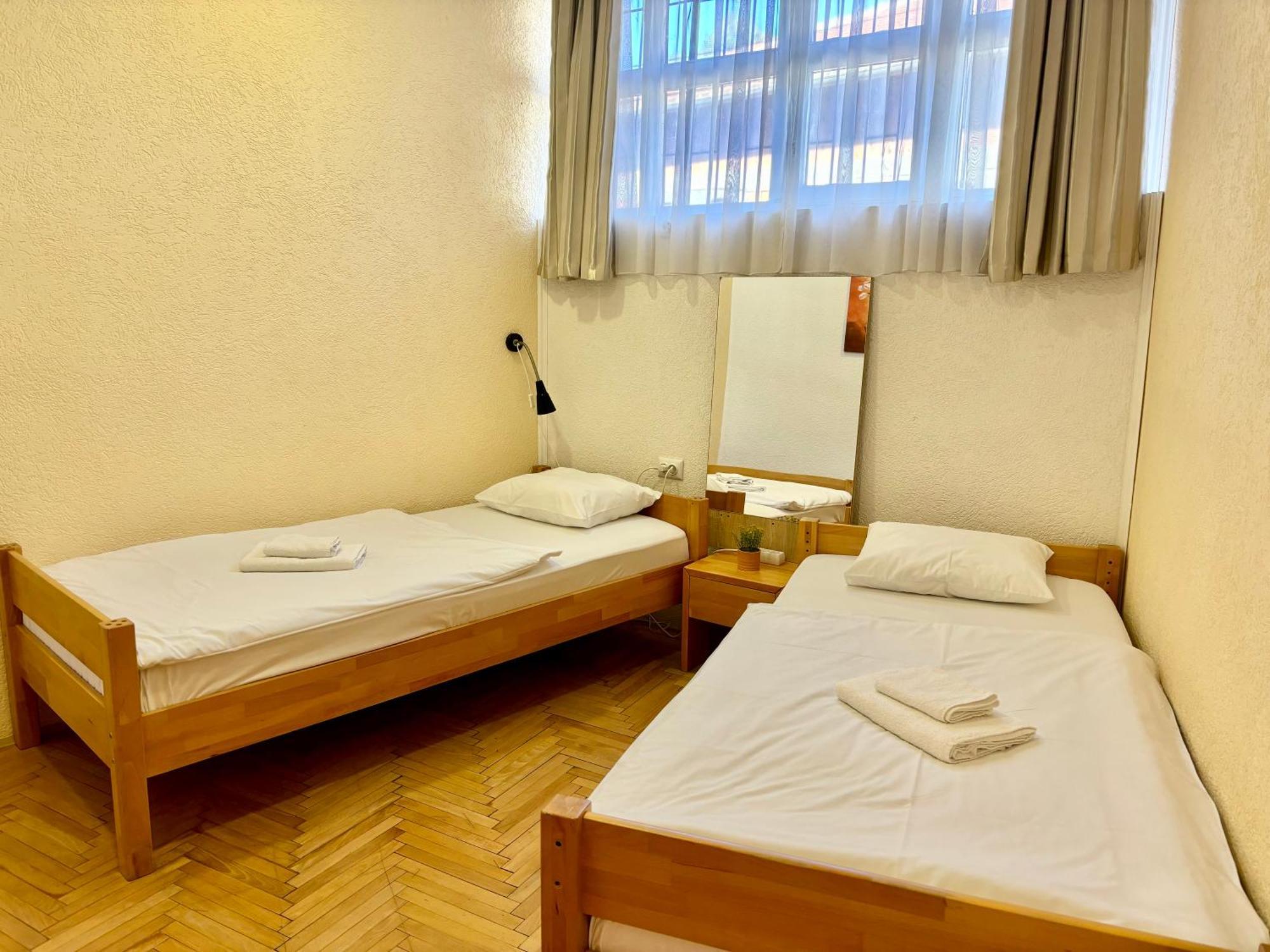 Pigeon Square Rooms SJJ Buitenkant foto